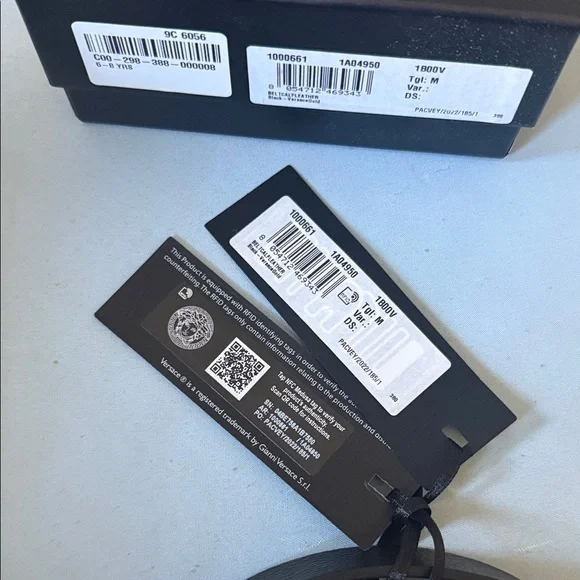 Versace Kids Belt with Gold Medusa Buckle - Picture 4 of 9